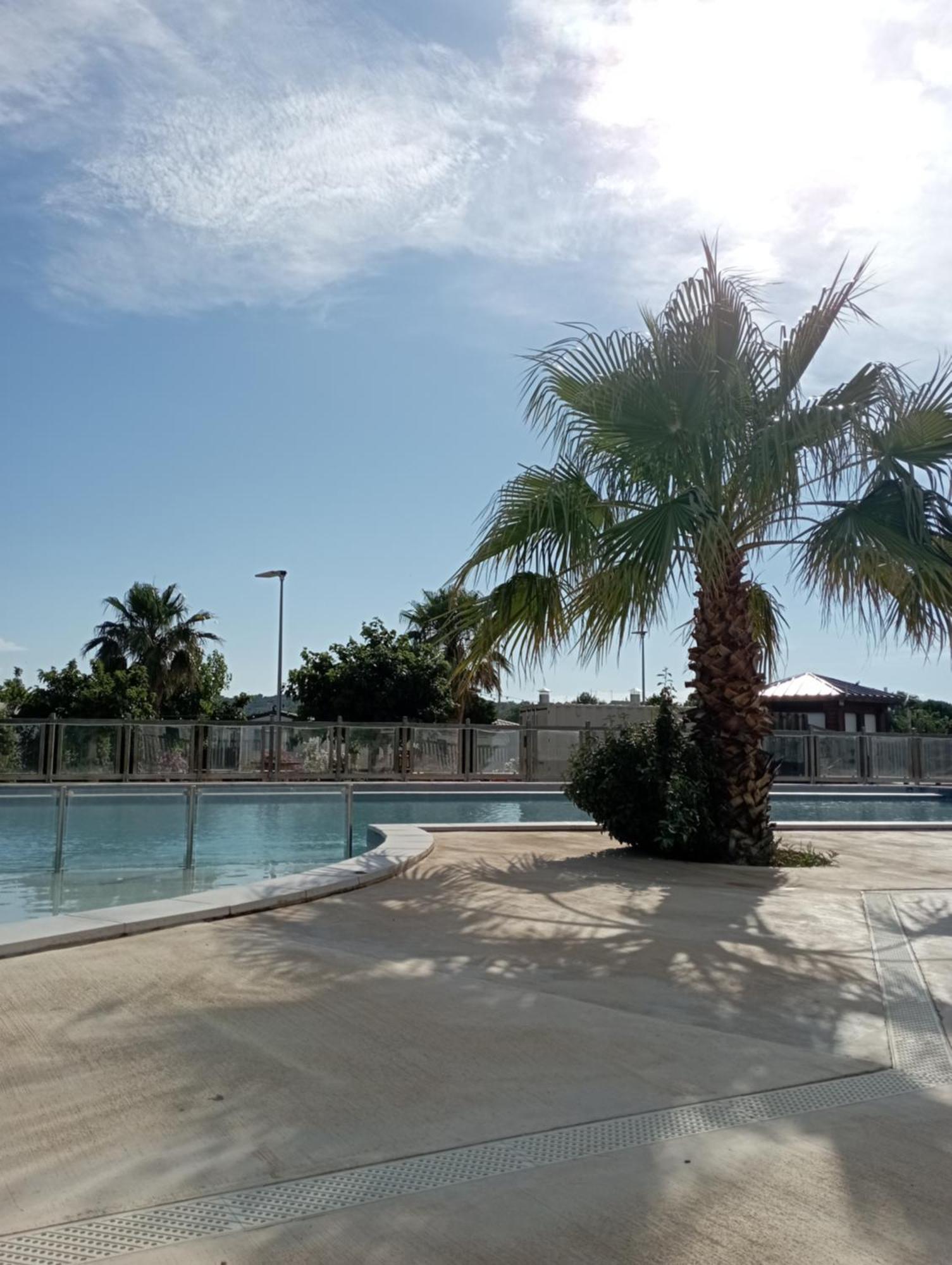 Camping A Port La Nouvelle Exterior photo
