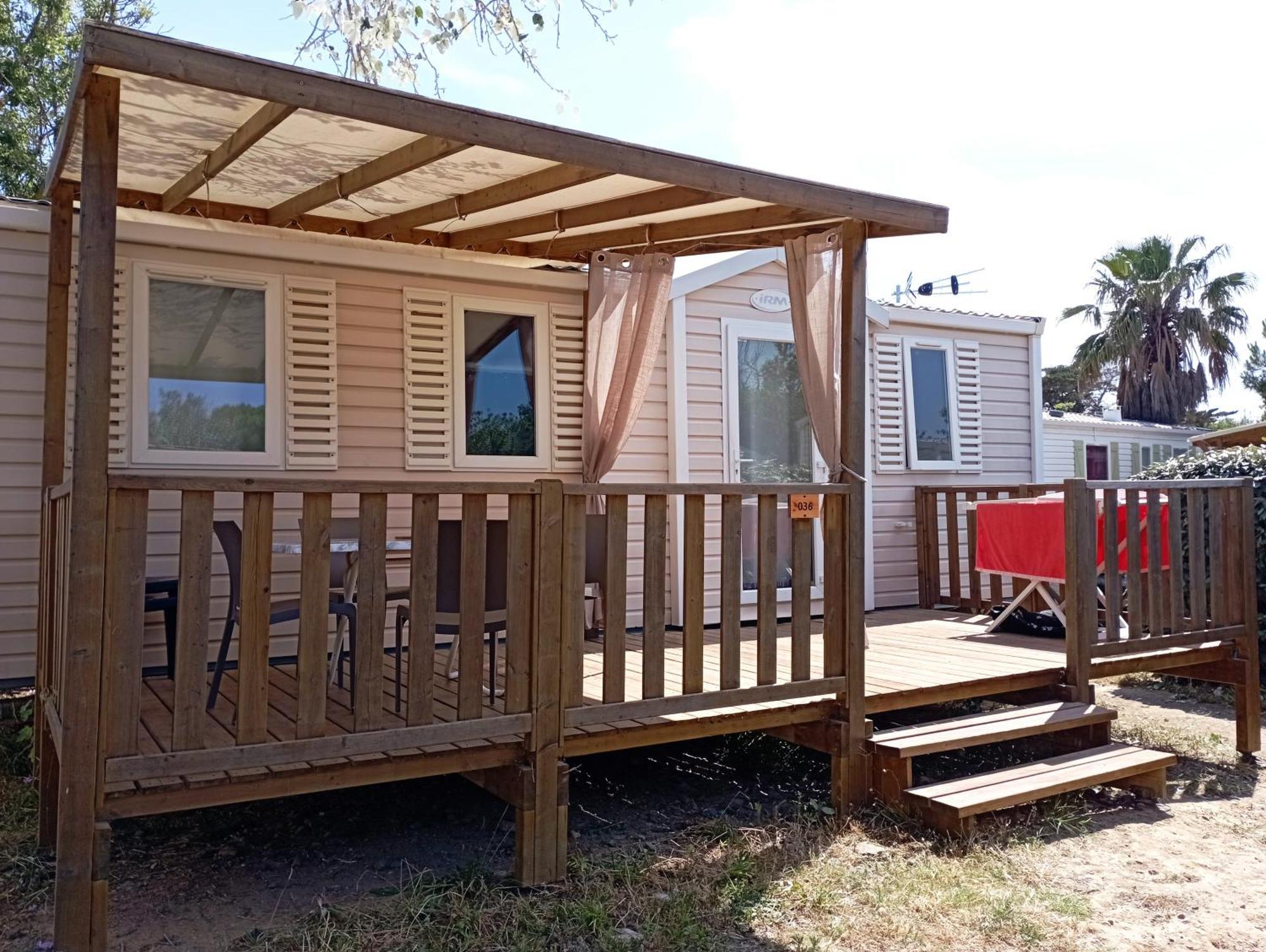 Camping A Port La Nouvelle Exterior photo